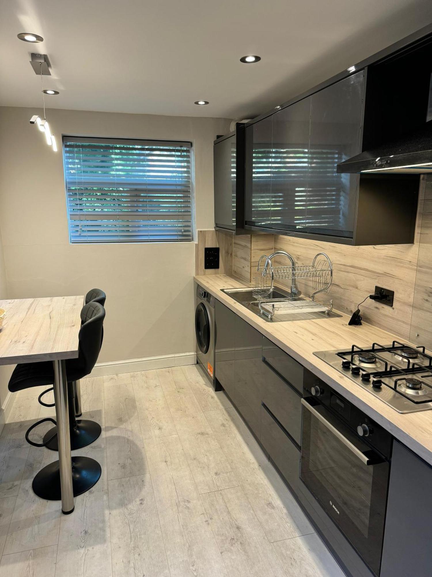 Проживание в семье Double Bedroom In Private Home- Canning Town By Excel Лондон